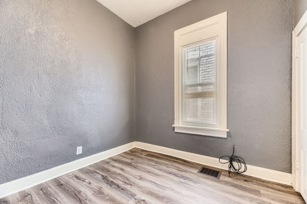 750 Lipan St – Web Quality – 022 – 20 Bedroom