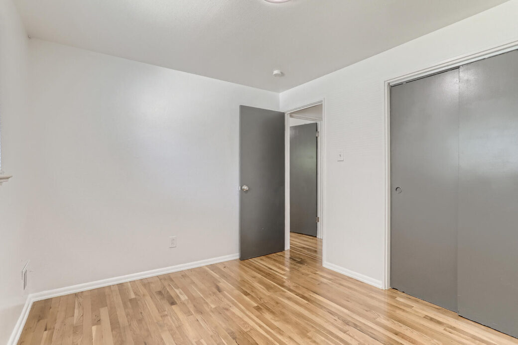 3178 Salem St Aurora CO 80011-large-014-014-Bedroom-1500×1000-72dpi