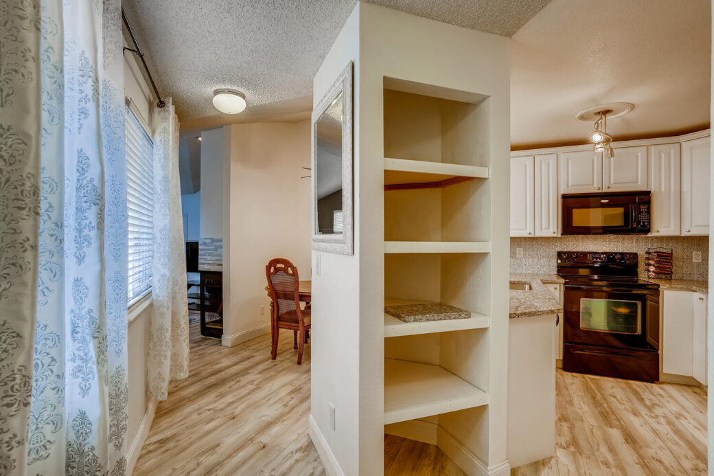 6001 S Yosemite St Unit F 201-large-021-010-Hallway-1500×1000-72dpi