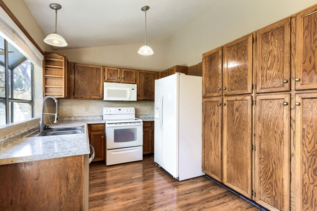 18911 E Loyola Cir – Web Quality – 013 – 13 Kitchen