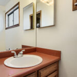 18911 E Loyola Cir – Web Quality – 021 – 21 Bathroom