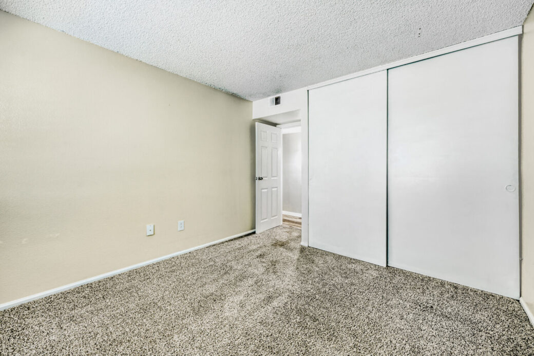 4400 S Quebec St P104 – Web Quality – 017 – 16 Primary Bedroom