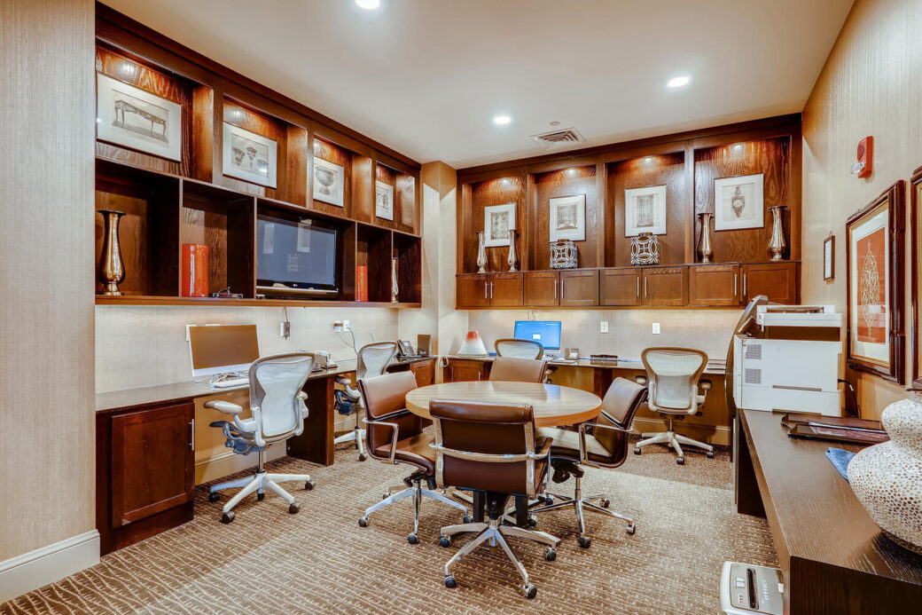 5455 Landamark Pl Unit 1016-large-014-021-Office-1500×1000-72dpi