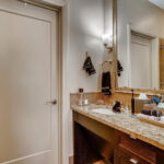 5455 Landamark Pl Unit 1016-large-017-012-Primary Bathroom-1500×1000-72dpi