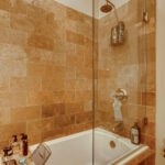 5455 Landamark Pl Unit 1016-large-021-016-Bathroom-1500×1000-72dpi
