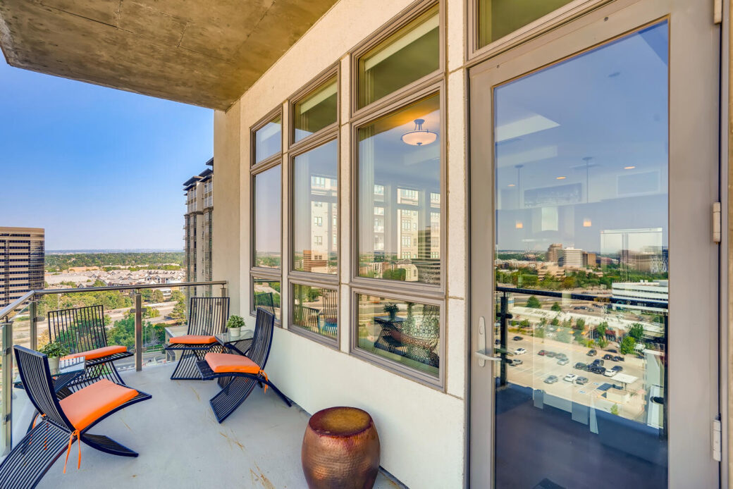 5455 Landamark Pl Unit 1016-large-024-023-Patio-1499×1000-72dpi