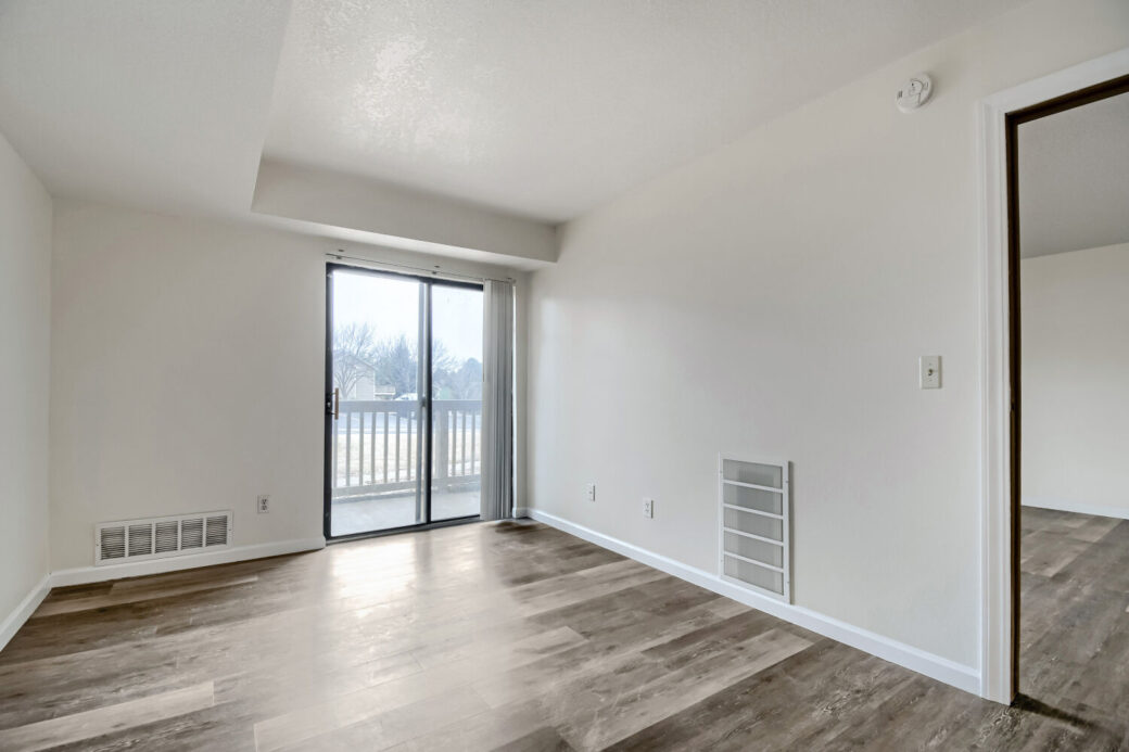 9670 Brentwood Way 103 – Web Quality – 022 – 22 Bedroom