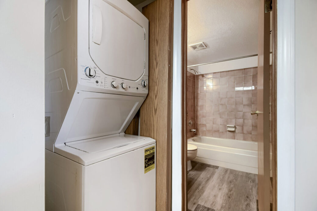 9670 Brentwood Way 103 – Web Quality – 023 – 23 Laundry Room
